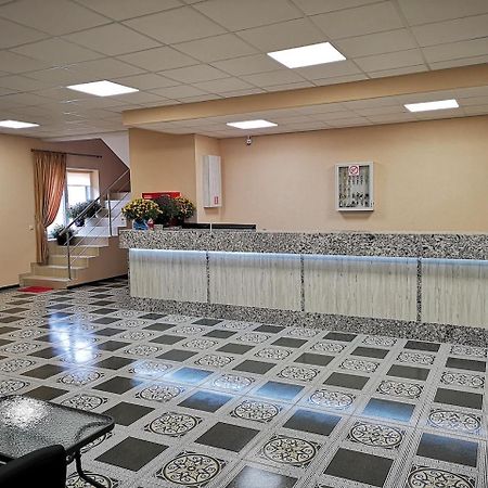 Отель Визит Pogreby  Exterior foto