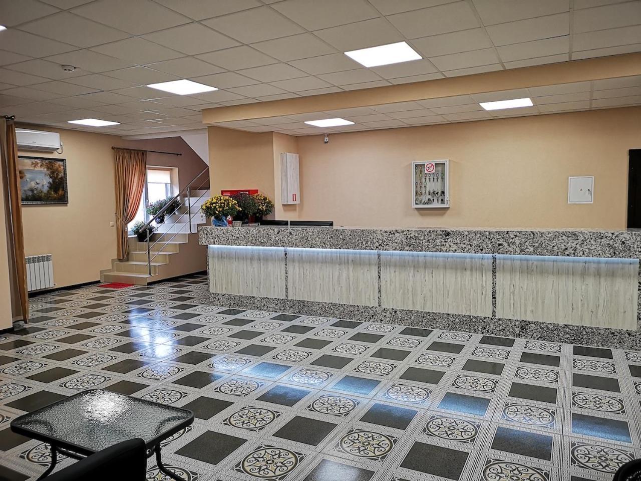 Отель Визит Pogreby  Exterior foto